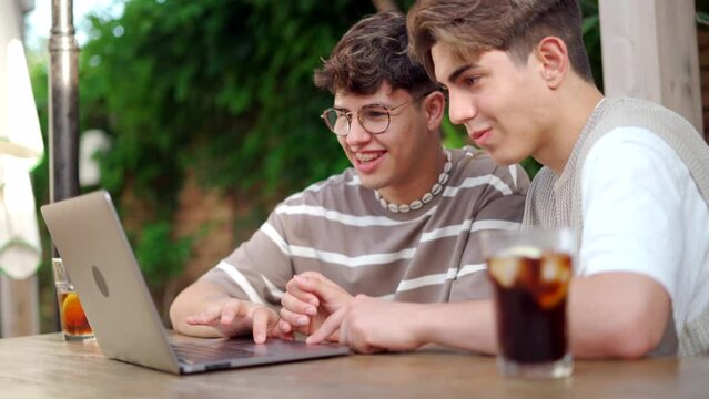 Gay Couple Live Streaming Themselves Using laptop