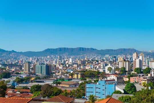 Vista panor&acirc;mica da Serra do Curral, em Belo Horizonte, Minas Gerais