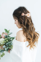 ウェディングドレスを着た花嫁