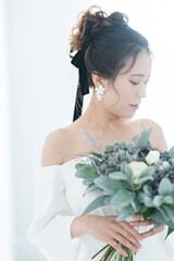 ウェディングドレスを着た花嫁