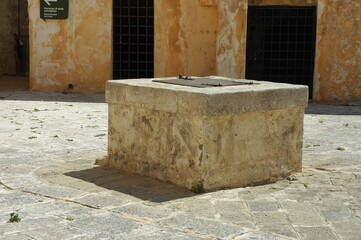 Gallipoli Castle (Lecce). In defense of the town and the thriving port. Built as early as the 12th century.