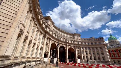 Admiralty Arch London is a fanous Landmark in Westminster