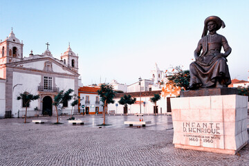 Fototapeta premium Europe, Portugal, Algarve, Faro district, Lagos, old town, Praca Infante Dom Henrique, Igreja de Santa Maria