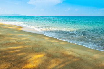 Fototapeta na wymiar A beautiful beach in Phuket, Thailand.