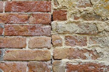 Ancien mur de briques.