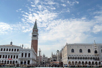 Place Saint Marc et monuments de Venise. Vue depuis la lagune. Italie.
