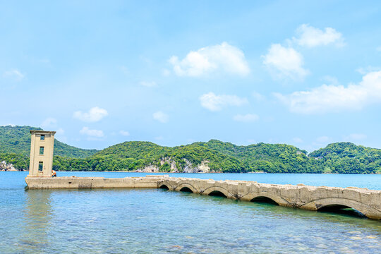 初夏の魚雷発射試験場跡　片島公園　長崎県川棚町	Early summer torpedo launch test site trace. Katashima Park. Nagasaki-ken Kawatana town.