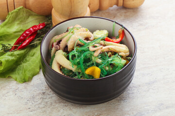 Salad with baby octopus and chukka