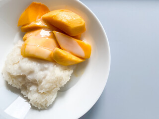 Mango with sticky rice ready to eat