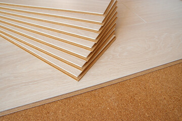 Laminate on natural cork