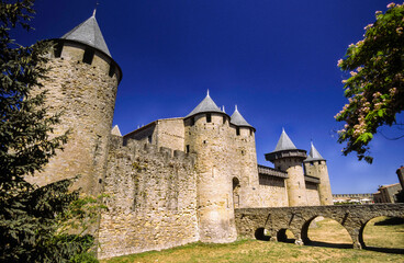 Fototapeta na wymiar Chateau Comtal.Ciudad amurallada de Carcassonne.Languedoc-Roussillon. Francia.