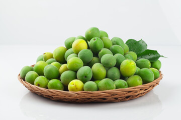 매실 ,초록색, 자연, 음식, 매실주, 매실액기스, 식물 ,과일, 건강 ,열매 ,싱싱함, 연두색, 효소, plum, green, nature ,food ,fruit ,fresh ,japaneseapricot ,식재료, 요리, cook, meal, dishes ,food, reserves