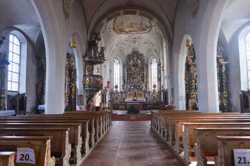 Fototapeta na wymiar Innenansicht Wallfahrtskirche Maria Rain, Ortsteil der Gemeinde Oy-Mittelberg
