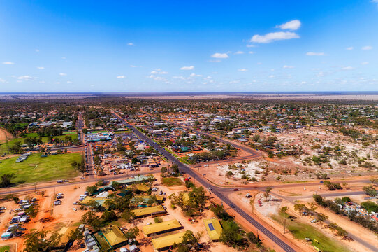 D Lightning Ridge downtown sky