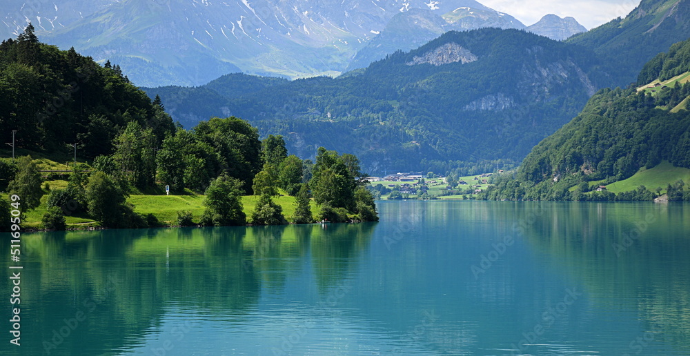 Wall mural lac de lungern