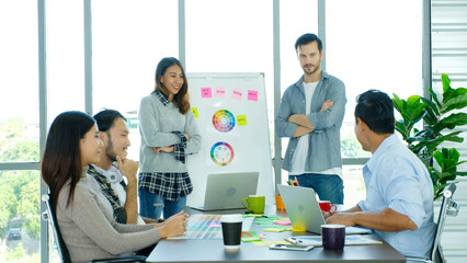 Business meeting for presenting business plan information at office, Leaders explaining business...