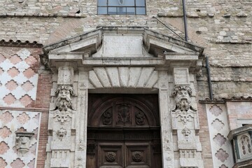 Fototapeta na wymiar San Lorenzo Cathedral Sculpted Entrance Close Up in Perugia, Umbria, Italy