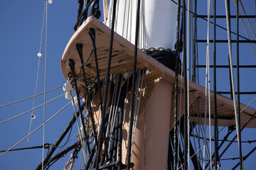 crows nest on a sailing ship