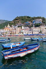Fototapeta na wymiar Il borgo di Cetara, Costiera Amalfitana. The village of Cetara, Amalfi Coast.