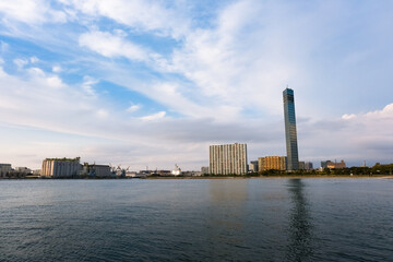 Naklejka premium 千葉市中央区 夕暮れの千葉ポートタワー