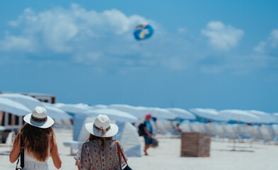 two woman romance in the beach miami 