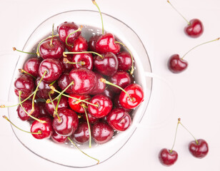 Obraz na płótnie Canvas cherries in a bowl
