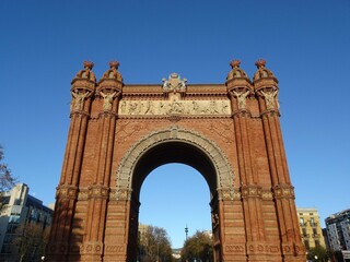 Fototapeta na wymiar [Spain] Exterior of The Arc de Triomf in Barcelona made of bricks