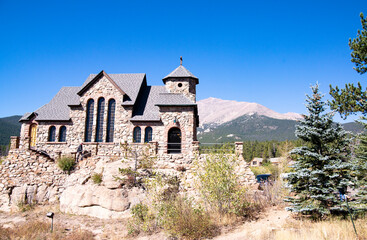 The Catholic church in Allens park, Colorado, US
알렌스 파크 내 작은 성당, 콜로라도