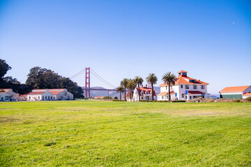 Golden Gate Bridge seen Crissy Field, San Francisco, USA
골든 게이트 브릿즈(금문교), 크리시 필드, 샌프란시스코, 미국