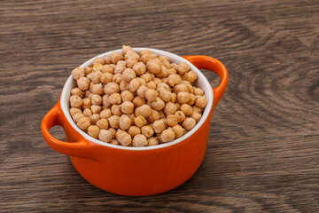 Vegan cuisine - Dry chickpea heap