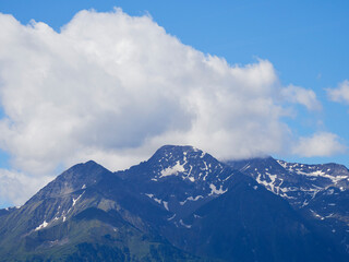 Fototapeta na wymiar Leutascher Alpen im Frühsommer