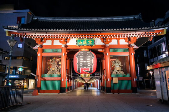 東京都 浅草寺 夜の雷門