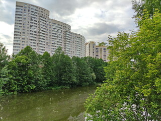 Not an ordinary house on the Serebryanka River in the city of Pushkino