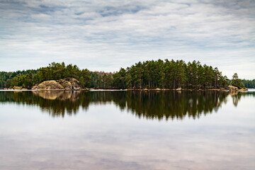 Seen, Teiche und Weiher im Tiveden Nationalpark in Schweden