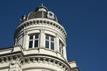Fototapeta na wymiar Türmchen eines repräsentativen Gebäudes des Historismus in Aarhus