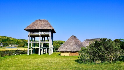 物見櫓と竪穴式住居がある原の辻遺跡