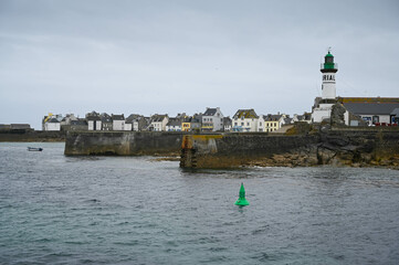 le port et le phare
