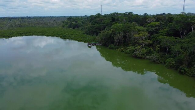 Laguna amazonia