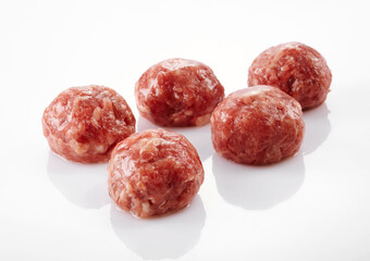 Delicious Chinese food, raw beef meatballs 