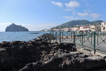 Ischia - Scorcio dalla scogliera della Spiaggia dei Pescatori