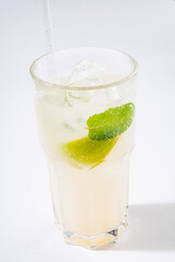 summer lemonade with lime and mnt