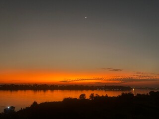 sunset in vientiane