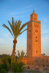 Obraz premium Mezquita de la Kutubiyya (s.XII).Marrakech.Ciudad Imperial.Marruecos.Africa.