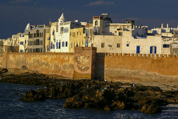Skala de la casbah vista desde la Skala del puerto.Essaouira (mogador). Costa Atlantica. Marruecos....