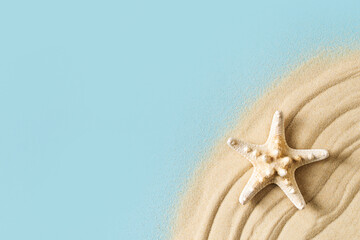 Fototapeta na wymiar Summer vacation and beauty sand mock up with starfish and sand on blue background