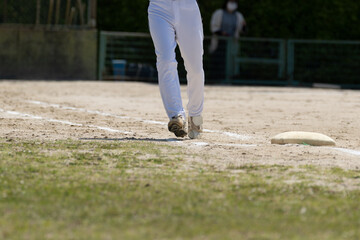 Fototapeta na wymiar 走る野球選手