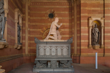 Great side view of a statue of King Adolf of Nassau at the west front of the famous Speyer...
