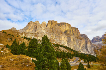 Naklejka na ściany i meble Splendid morning view from the top of Giau pass. Colorful autumn landscape in Dolomite Alps, Cortina d'Ampezzo location, Italy, Europe.