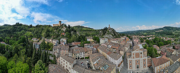 Obraz premium Drone view at the historical village of Brisighella in Italy