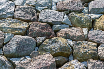 積み上げられたたくさんの石